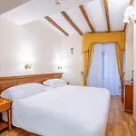 بيت ضيافة Hosianum Palace روما