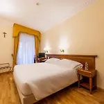 بيت ضيافة Hosianum Palace 3*
