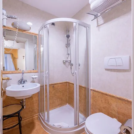 Pensjonat Hosianum Palace 3*