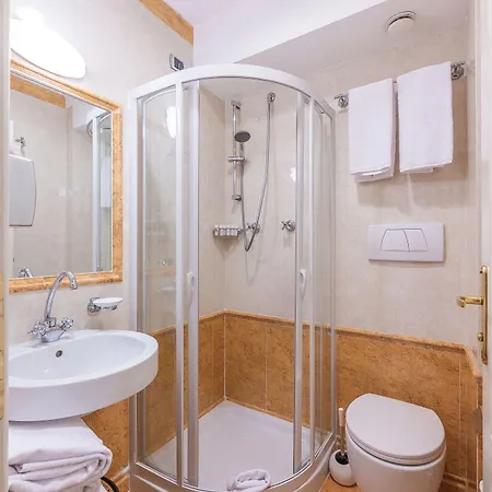 Hosianum Palace 3* Rome