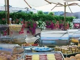 Hosianum Palace بيت ضيافة 3*